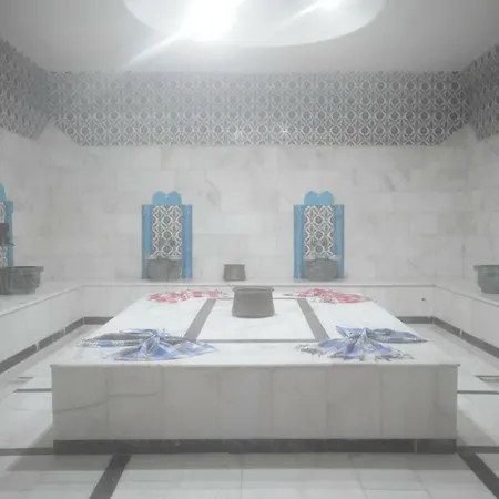 Hotel Luna Beach & 4*