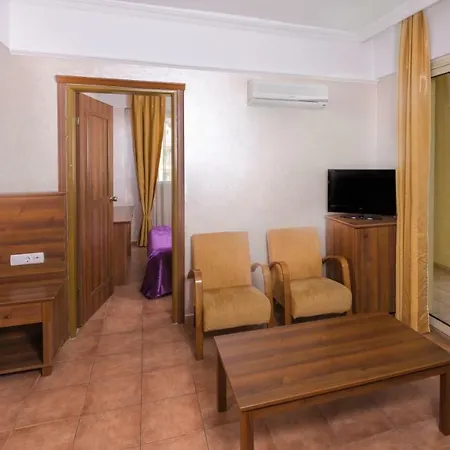 Luna Beach & 4* Marmaris